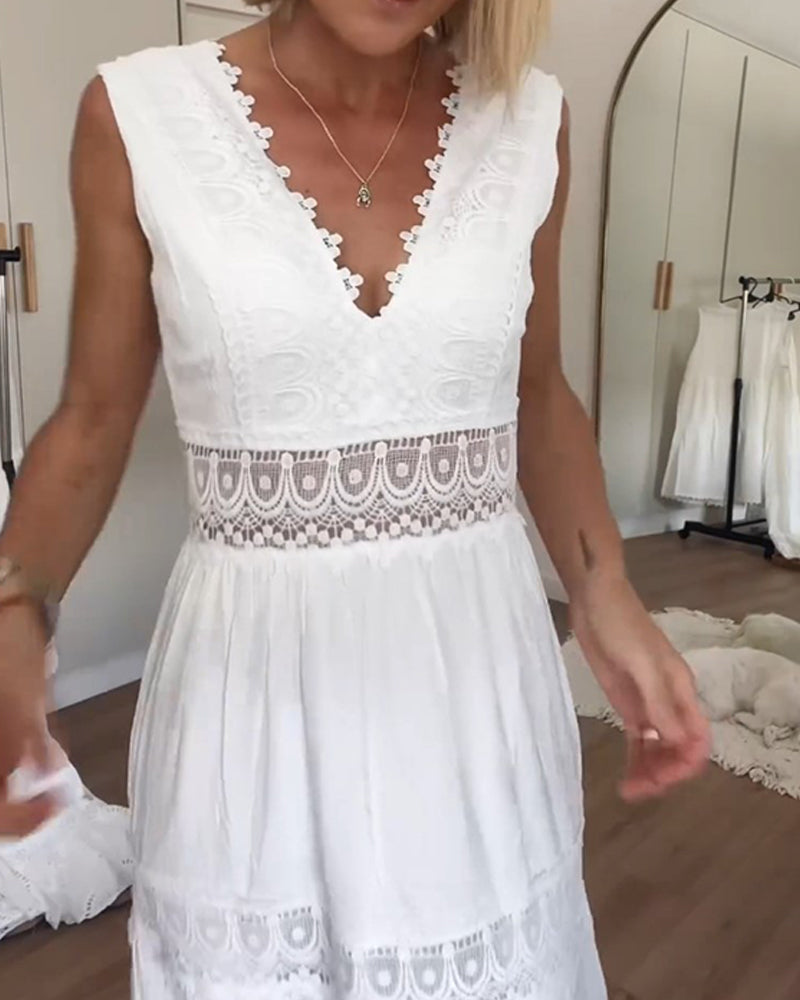 Tank dress with V-neck lace